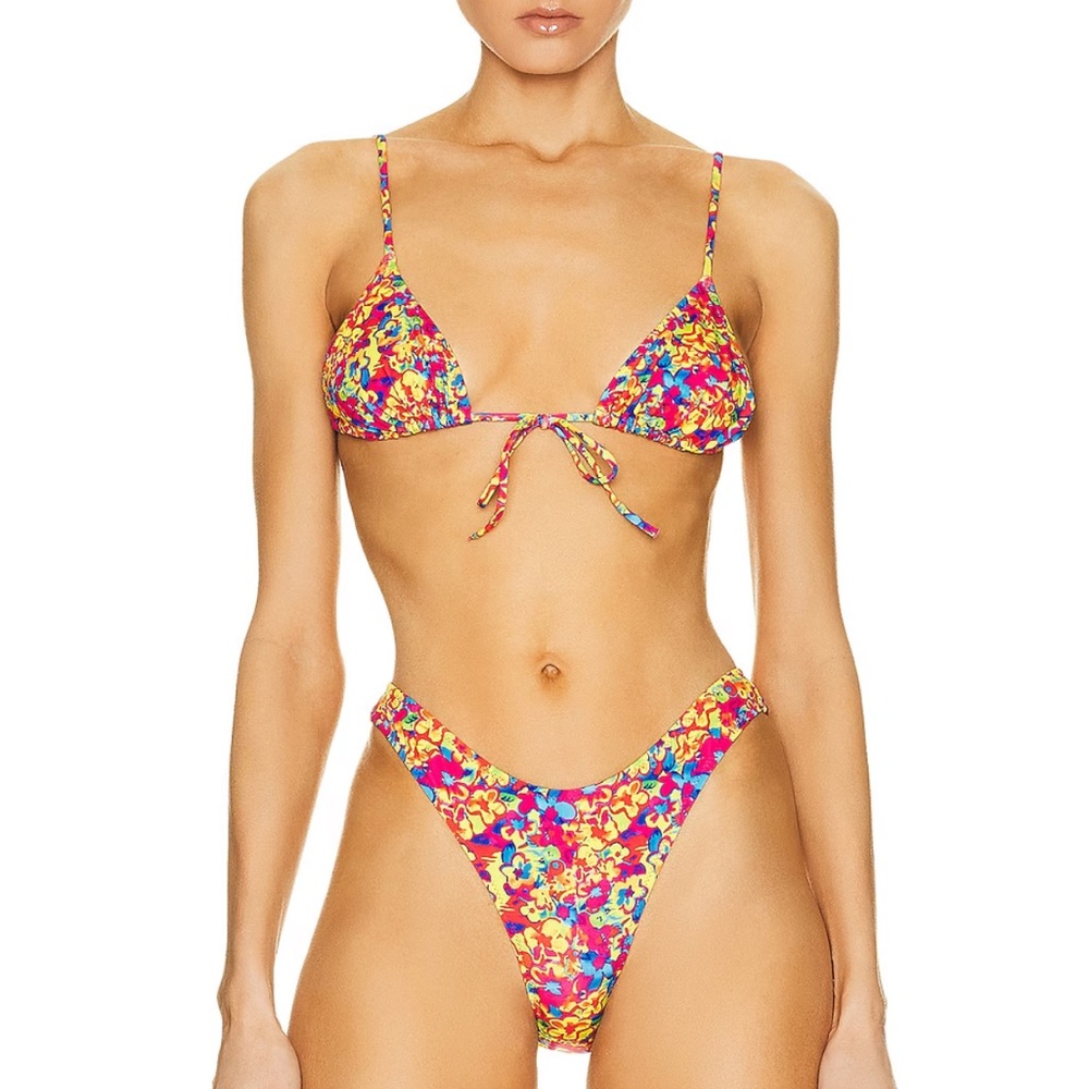 Heavy manners miss December swimsuit top and bottom set!